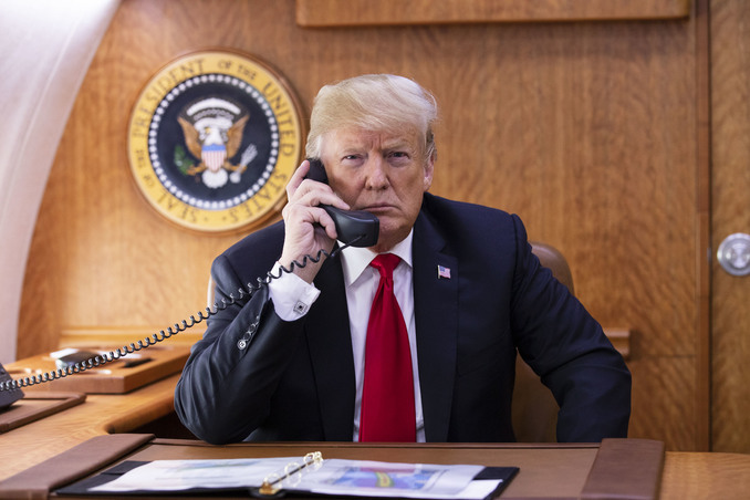 Trump spune că a avut o &bdquo;discuţie foarte bună&rdquo; cu noul prim-ministru britanic Burnham