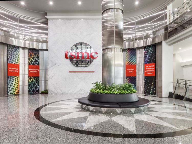 TSMC &icirc;ncheie cel mai bun trimestru din istorie: venituri de 442,7 miliarde NT$ &icirc;n iunie ($13,75 mld), &icirc;n creștere cu 68% față de anul trecut