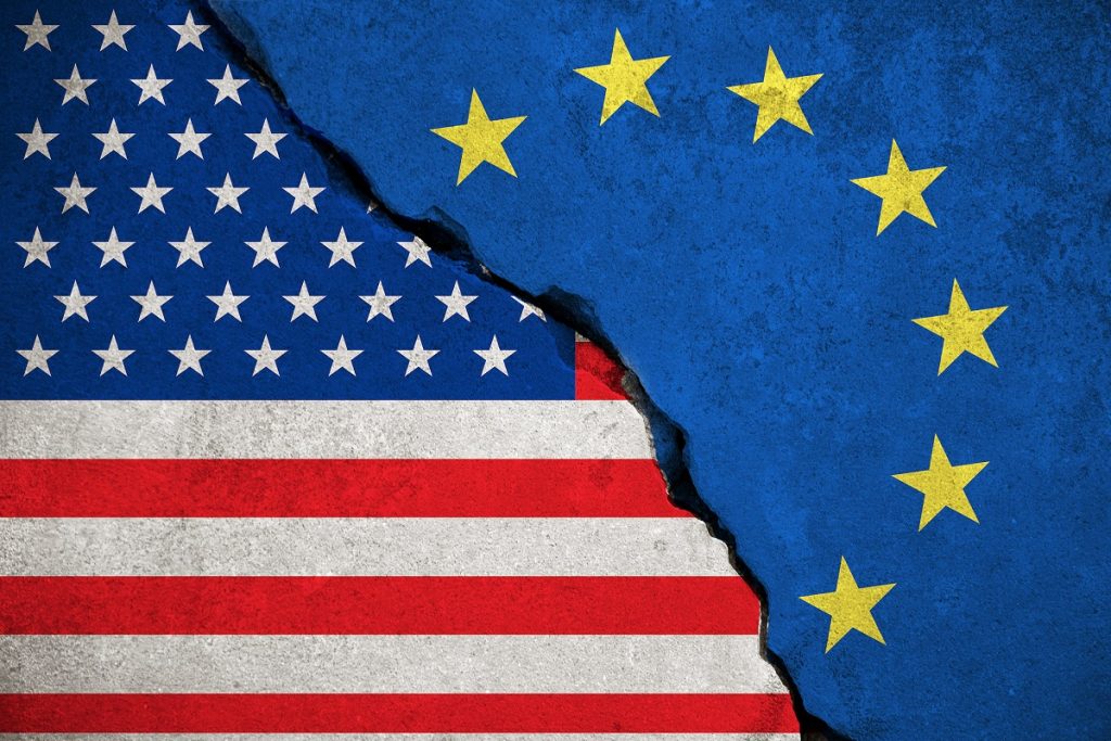 UE și SUA au ajuns la un acord provizoriu pentru eliminarea taxelor vamale pentru produse industriale. Ce urmează?