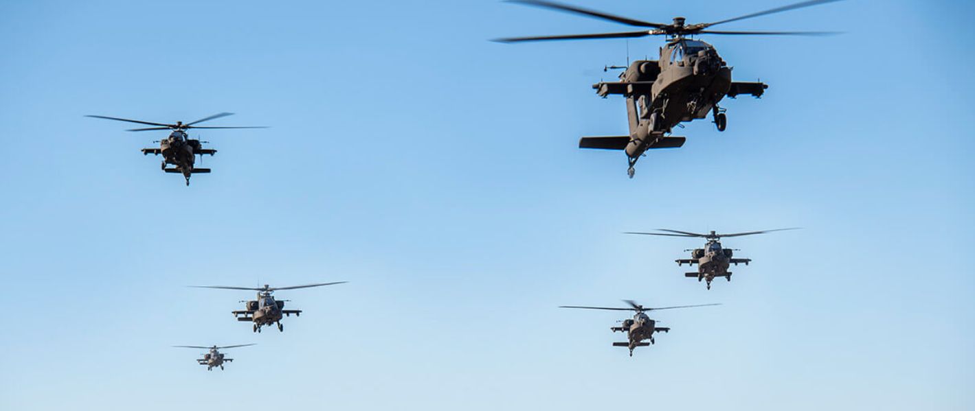 Un elicopter Apache american s-a prăbușit &icirc;n apropiere de Str&acirc;mtoarea Ormuz (Video) UPDATE Trump: Iranul l-a dobor&acirc;t, SUA vor răspunde