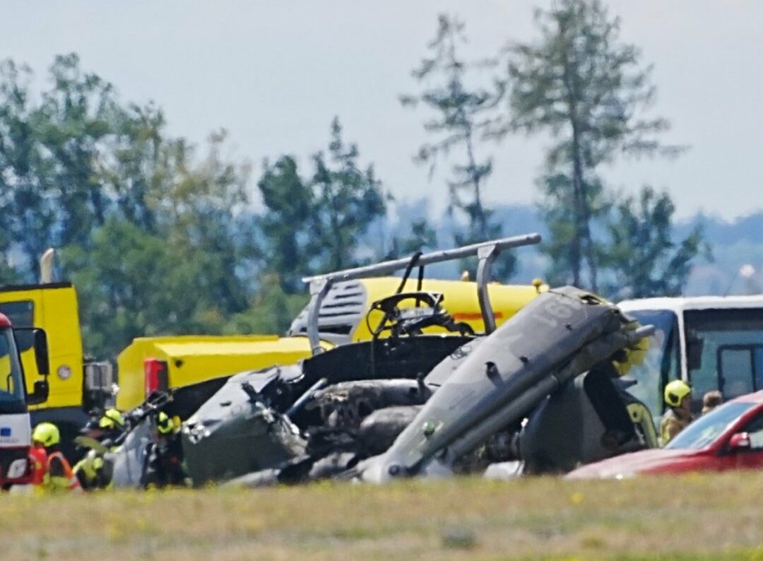 Un elicopter militar s-a prăbușit &icirc;n Cehia. Oficialii anunță un mort și patru răniți