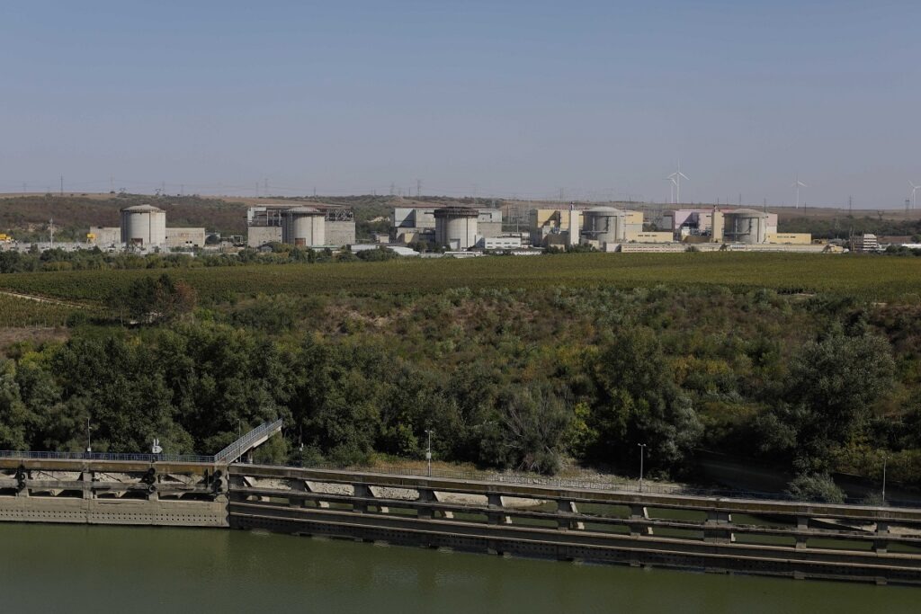 Unitatea 1 a Centralei Nucleare de la Cernavodă, oprită controlat din cauza nivelului foarte scăzut al Dunării