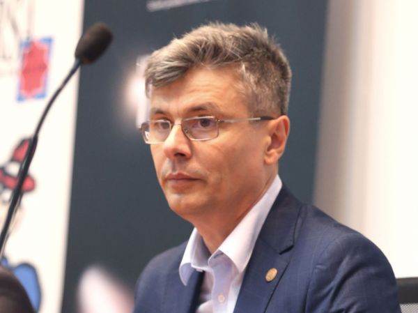 Virgil Popescu: Apa este una dintre cele mai importante resurse pentru producerea energiei &icirc;n Rom&acirc;nia