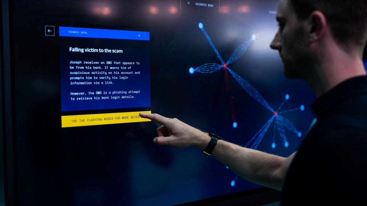 Visa lansează o platformă care &icirc;i ajută pe bancheri să oprească fraudele &icirc;nainte să se &icirc;nt&acirc;mple
