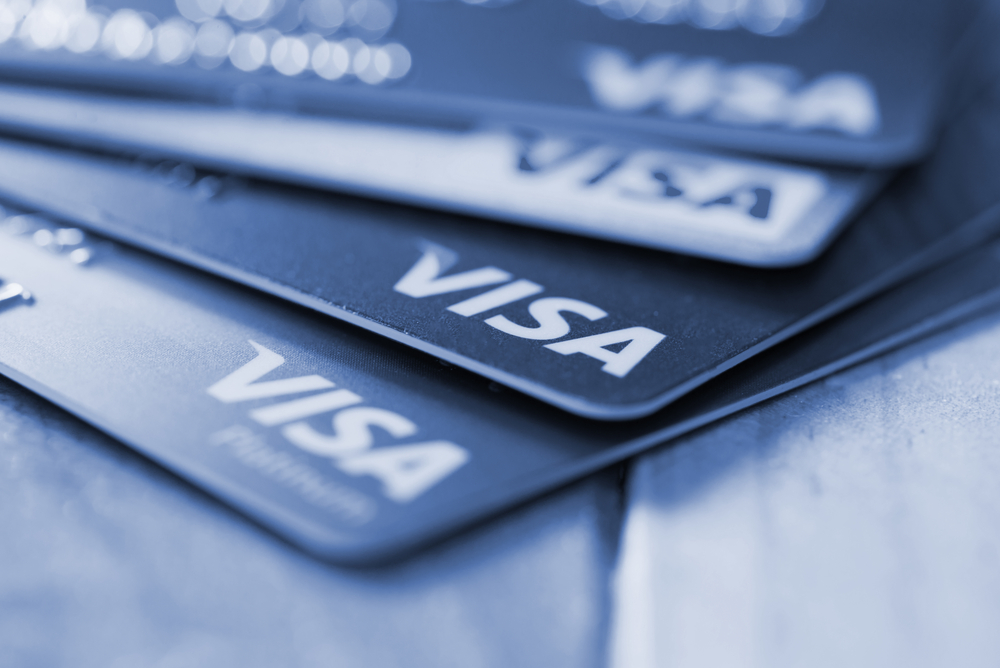 Visa și OpenAI colaborează pentru a integra plățile &icirc;n comerțul agentic bazat pe AI