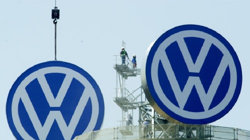 Volkswagen &icirc;nregistrează cea mai mare scădere a livrărilor din ultimii patru ani, din cauza prăbuşirii pieţei din China