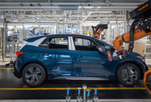 VW ia exemplul Dacia &icirc;n strategia de producție: cea mai ieftină uzină primește contractul