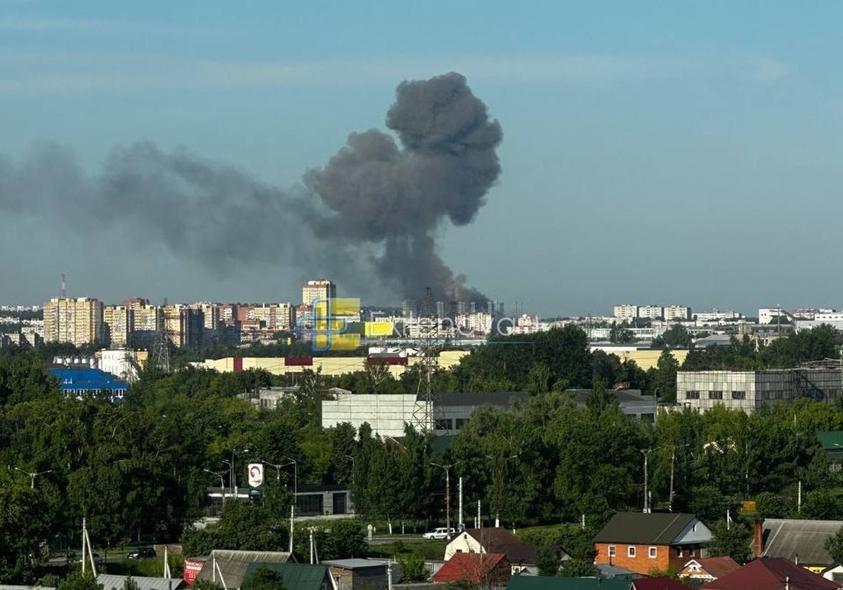Ziua 1568 General rus ucis l&acirc;ngă Moscova. Ucraina lovește ad&acirc;nc &icirc;n Rusia, cu peste 300 de drone. Plase anti-drone aproape de reședința lui Putin (Video) Rusia amenajează baze la granițele Europi